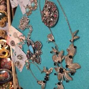 Sarah Coventry bundle